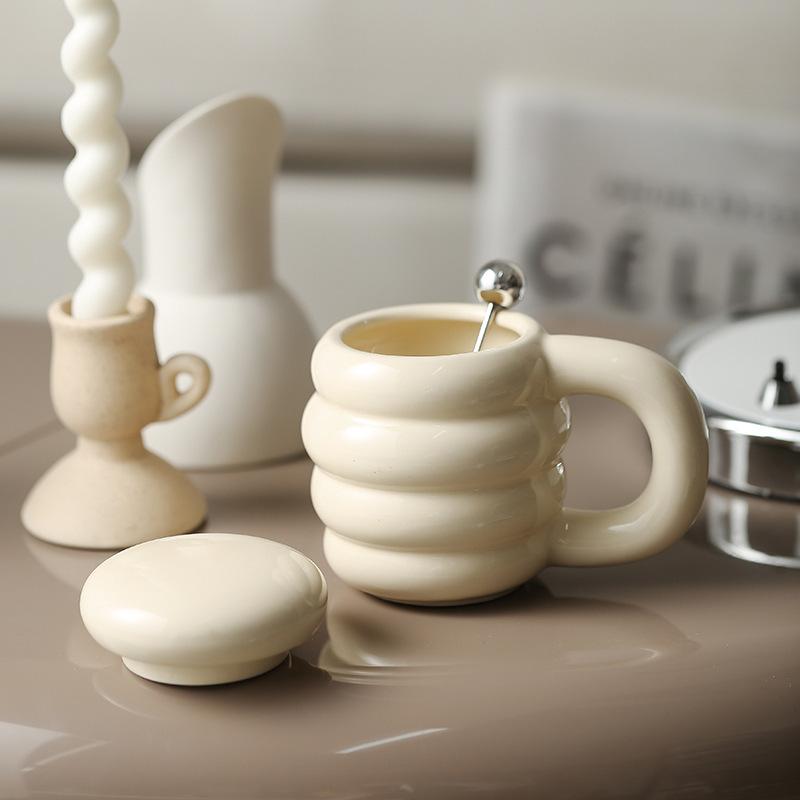 Super cute cream stacking cup high value ceramic mug household water cup student milk oat cup with lid