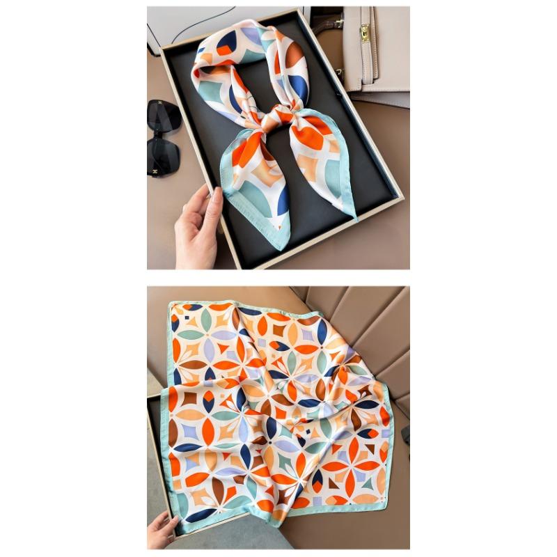 New Spring Summer Classic Printed Small Square Scarf Women Fashion Versatile Decorative Neck Scarf