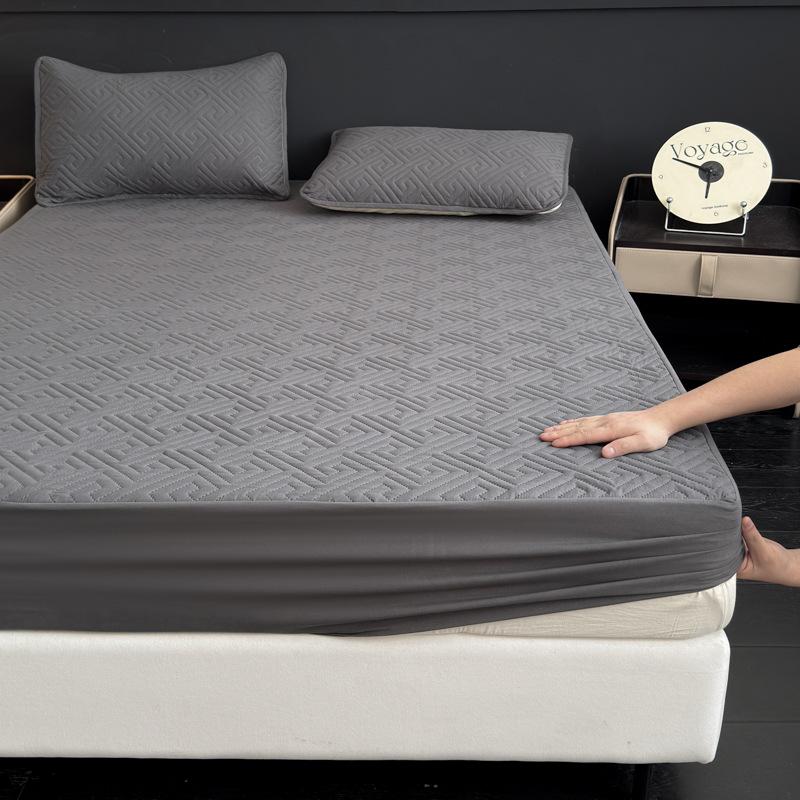 Waterproof Quilted Anti-Stain Anti-Slip Mattress Protector