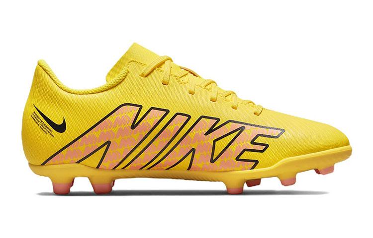 Nike Mercurial Vapor 15 Club Low top Soccer Shoes Yellow Pink Kids' DJ5958-780