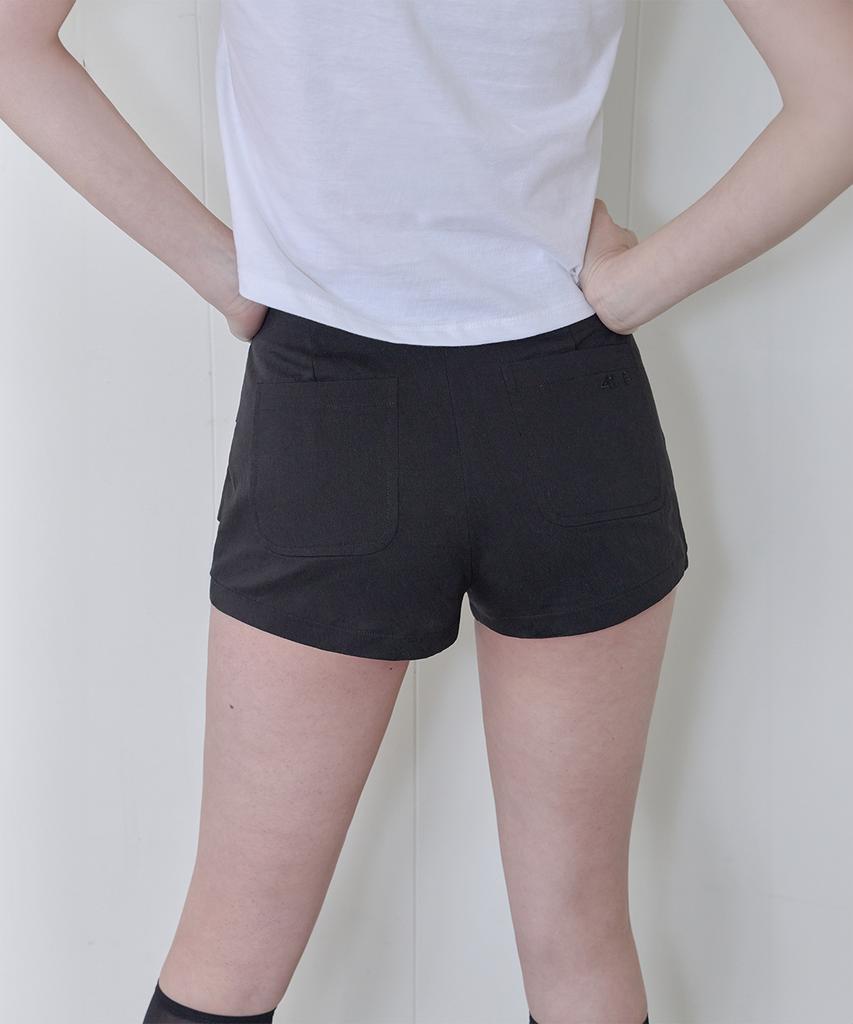 Sailpeulei Multi-Pocket Utility Shorts / Black