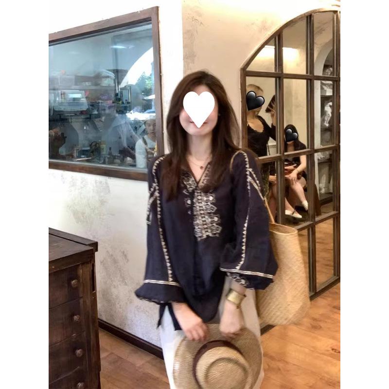 Women's Versatile Retro Ethnic Style Long-Sleeve Round Neck Top 2025