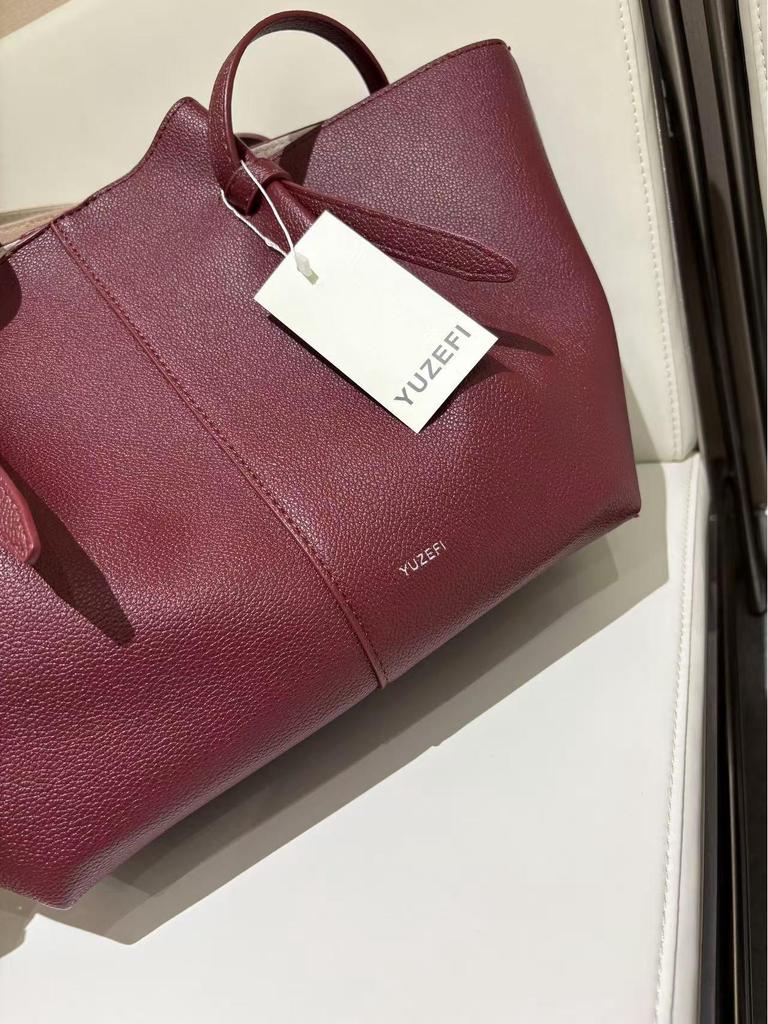 YUZEFI Wing MOCHI Genuine Leather Underarm Tote Bag