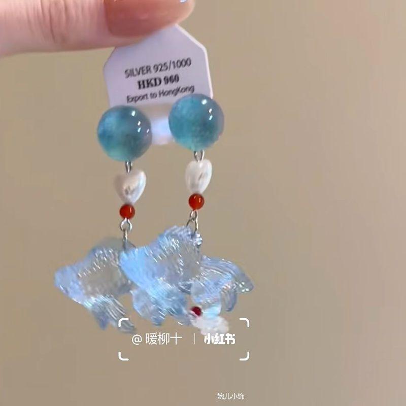 

Earrings for summer~ Unique, beautiful and sweet colored flower pendant earrings, femininity high-end earrings.