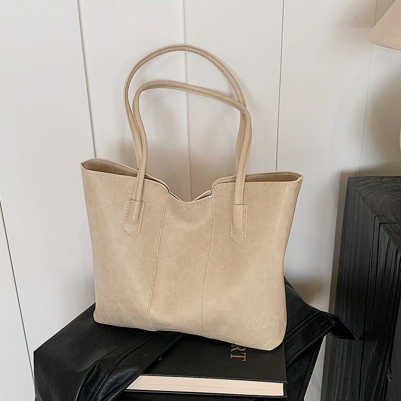 Large Capacity Commuting Bag for Women Simple and Versatile Tote Bag High End Niche Fashion One Shoulder Handbag for Women