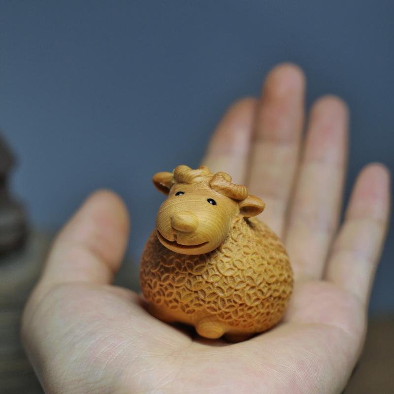 Hand-carved Cypress Wood Little Sheep Ornament with Fragrance - Cute Animal-Inspired Gift
