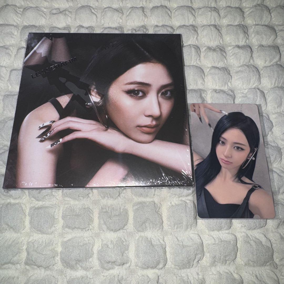 

[USED] LE SSERAFIM HOT Compact Yunjin