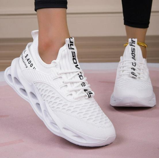 Men's Lightweight Korean-Style Mesh Running Shoes, Casual Trendy Design