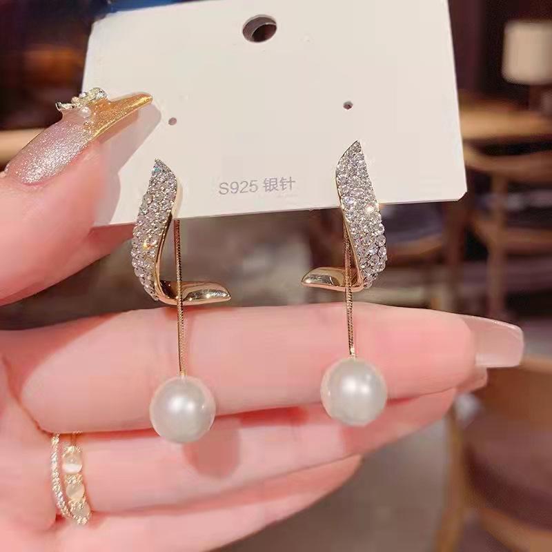 1 Pair Elegant Imitation Pearl Drop Earrings Women's Crystal Long Fringe Delicate Drop Earrings KTJ