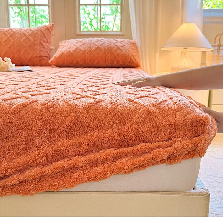 Winter Warm Velvet Taffeta Fitted Sheet - Non-Slip Solid Color Mattress Protector