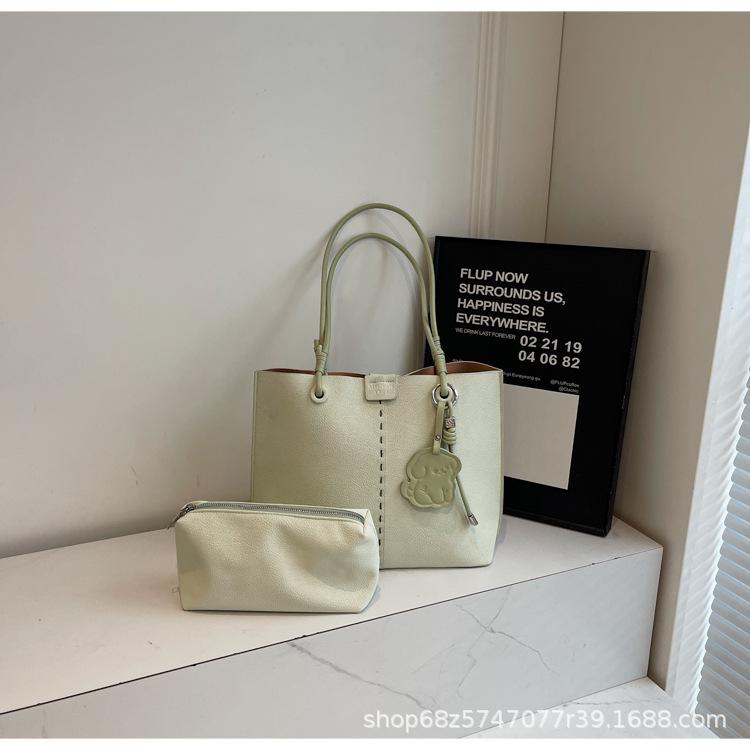 Retro Large-capacity Bag Women's 2025 New Fashion Korean Tote Bag Fashion Texture Simple Shoulder Commuter Bag