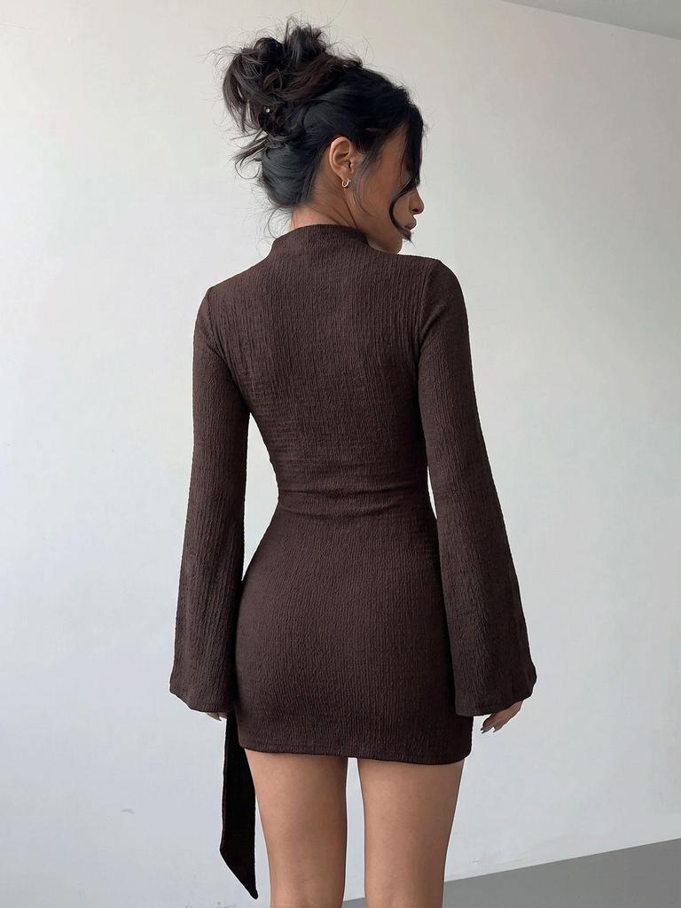 2026 Autumn Slim Fit Knit Dress with Metal Buckle and Ribbon