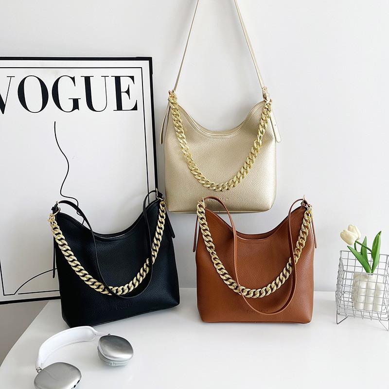 Casual Pu Mini Shoulder Bag For Women With Gold Chain Decoration For Daily Outings