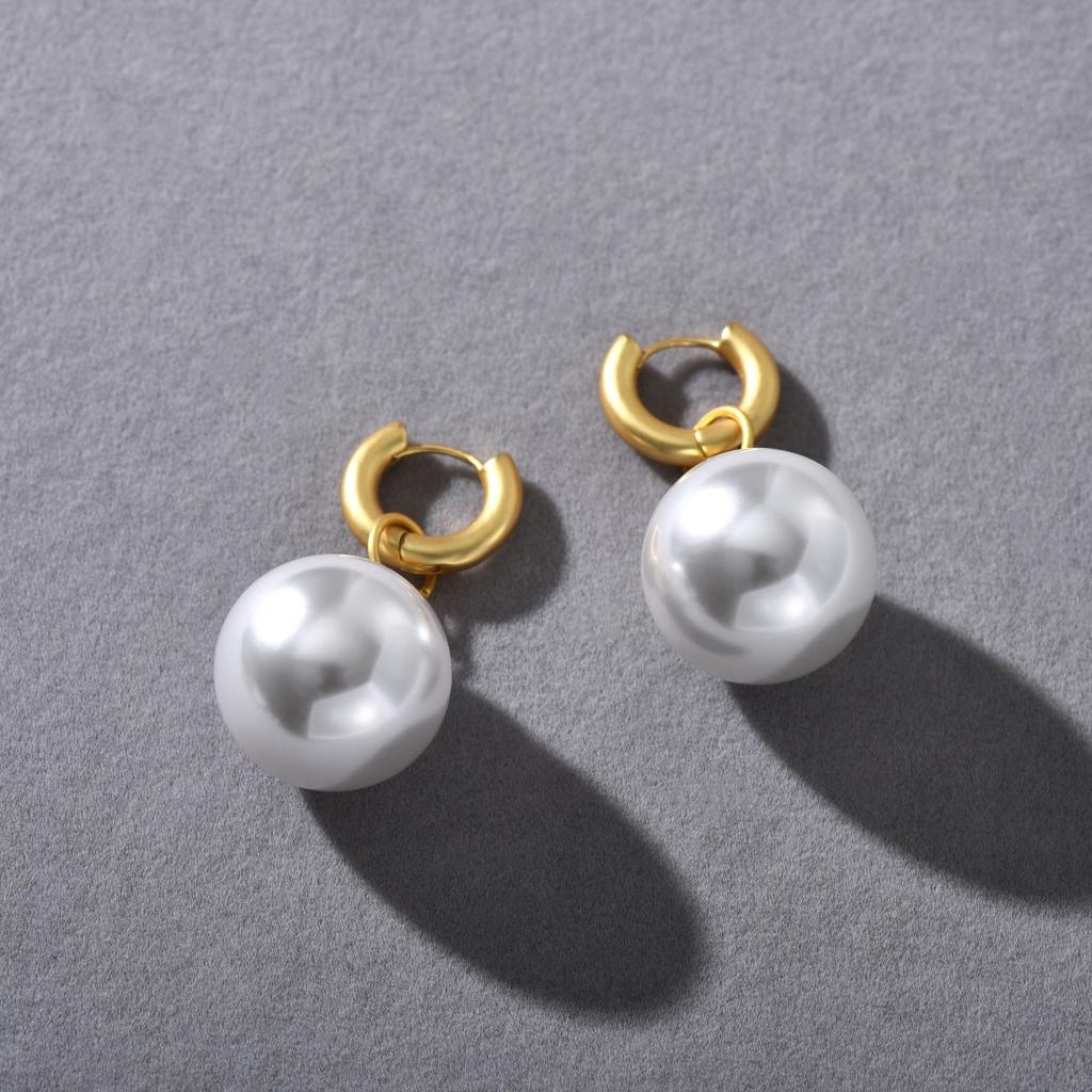 Classic Large Pearl Earrings For Women, Simple And Exaggerated Personality Fashion Ear Buckle Copper-Plated 18K Real Gold Earrings For Women