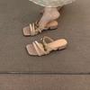 Mode Nische Blockabsatz Französische Pendler-Slipper Damenschuhe 2025 Neue Sommer Temperament Sandalen