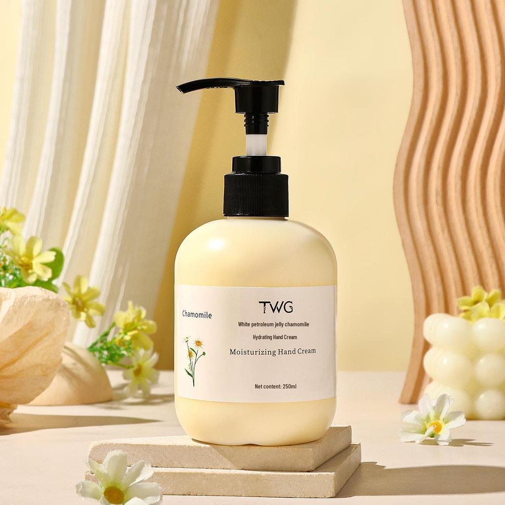 TWG Kamillen Feuchtigkeitsspendende Handcreme - Perfekt für Herbst- und Winterkosmetik