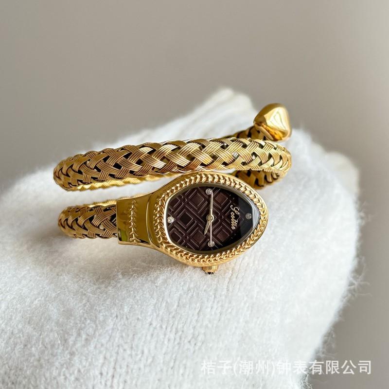 Scottie 9791 Womens Oval Quartz Watch Retro Style Braided Strap Fashion Wristwatch