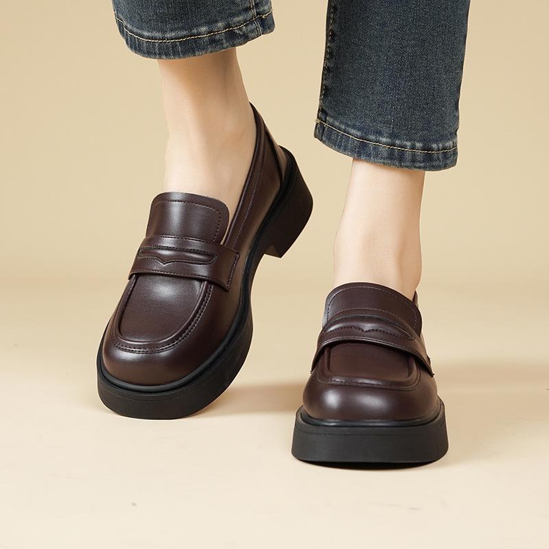 

Yuexinwang genuine leather flat for Huizhou women s shoes grape mother same small leather shoes women s college style loafers autumn and winter new 40 коричневий