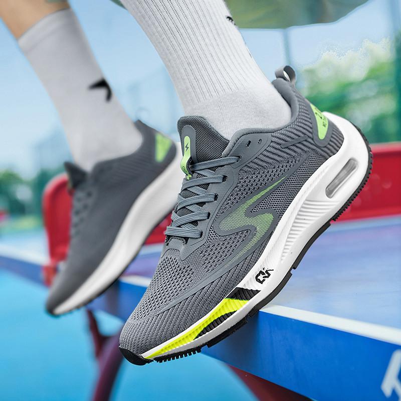 Nuove scarpe sportive leggere estive in rete traspirante scarpe casual da uomo scarpe da corsa ammortizzanti