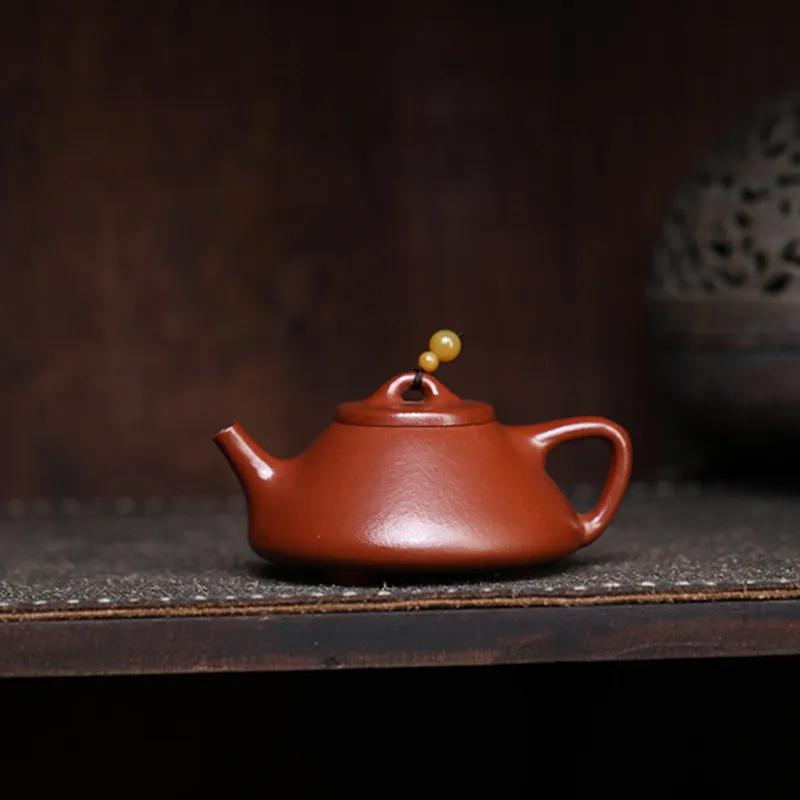 Chinese Yixing Purple Clay Teapot Raw Ore Zhu Mud Beauty Tea Pot Handmad Triangular Shape Kettle Household Zisha Tea Set 100ml