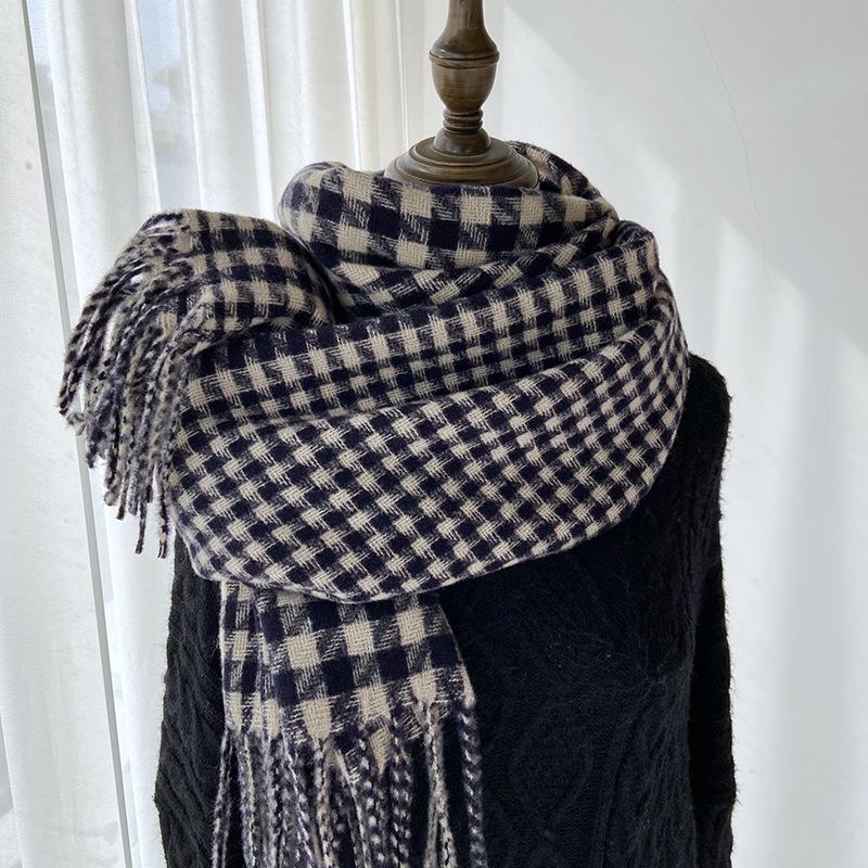Scarf Women's Winter New Warm Retro Plaid Contrasting Color Thousand Bird Plaid Knitted Scarf Fringed Shawl