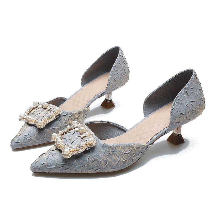 

2025 new pearl new metal buckle high heels pointed wine glass heel side empty single shoes women s Korean version of satin single shoes 34 фиолетовый