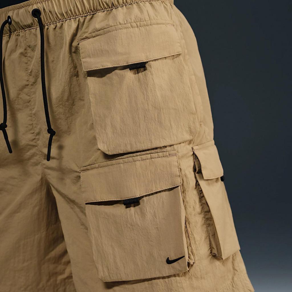 Nike Tech Herren gewebte Cargoshorts HJ0677-297