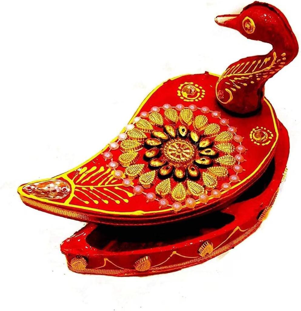 Dekoratives rotes und goldenes Stahl-Karwachauth-Thali-Set - Channi, Kalash, Diya, Schalen & Kumkum-Box für Feste, Vrat & Rituale