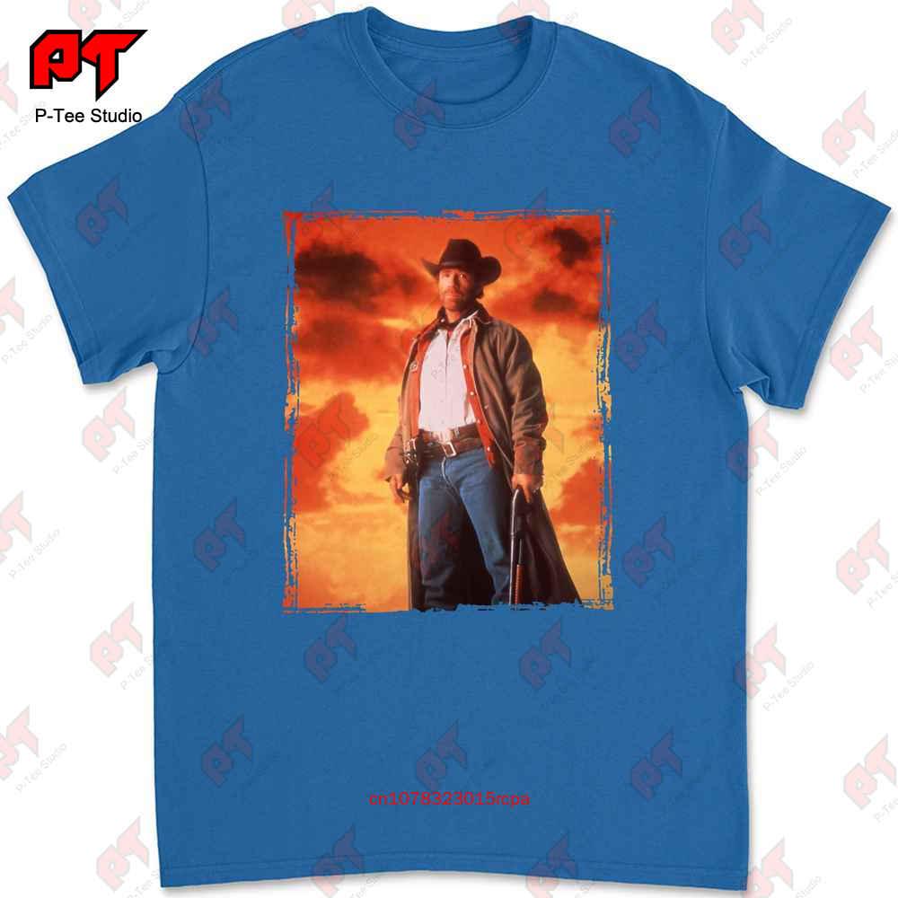 Walker Texas Ranger Chuck Norris With A Beautiful Sunset T-shirt B02E