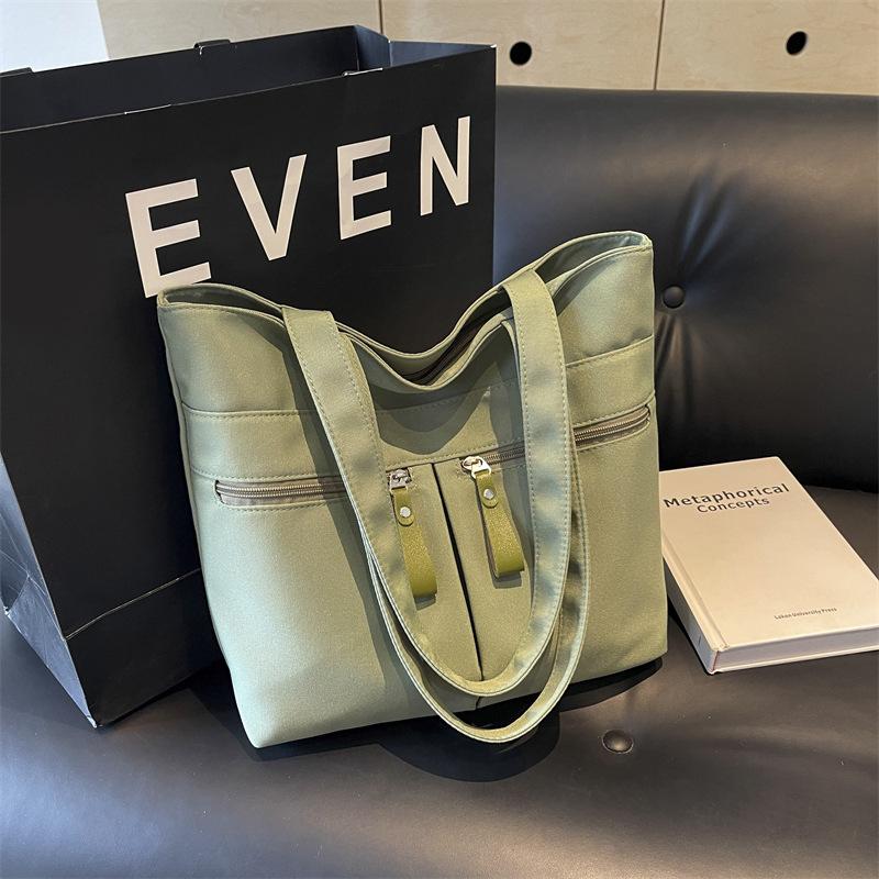 Canvas Bag Women's Large Capacity 2025 New Casual Shoulder Bag Fashion Sense College Students Commuting Shoulder Bag