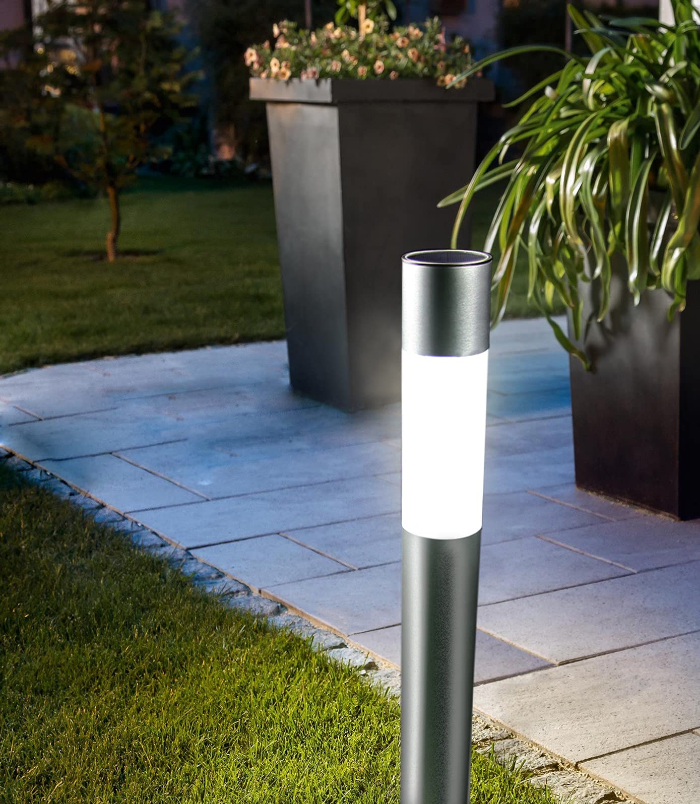 

GW Solar [Stylish and Modern Light Solar Light 7cm Diameter, 50cm Tall Aluminum Pole] [Pole Color: Silver] WhiteWarm White Switch, IPX4, No Wiring