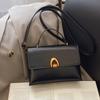 Autumn and winter new fashion oil wax leather small square bag simple lock handbag casual soft leather shoulder oblique span bag