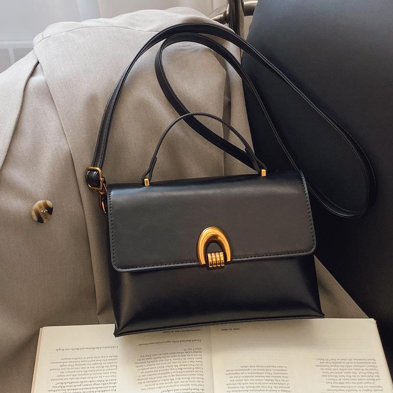 Autumn and winter new fashion oil wax leather small square bag simple lock handbag casual soft leather shoulder oblique span bag