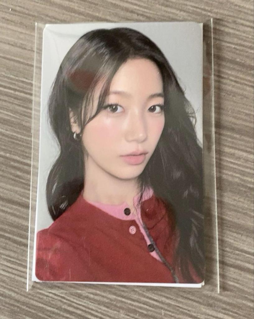 [USED] Luseraphim Kazuha HOT Weverse Pre-order Limited Trading Card