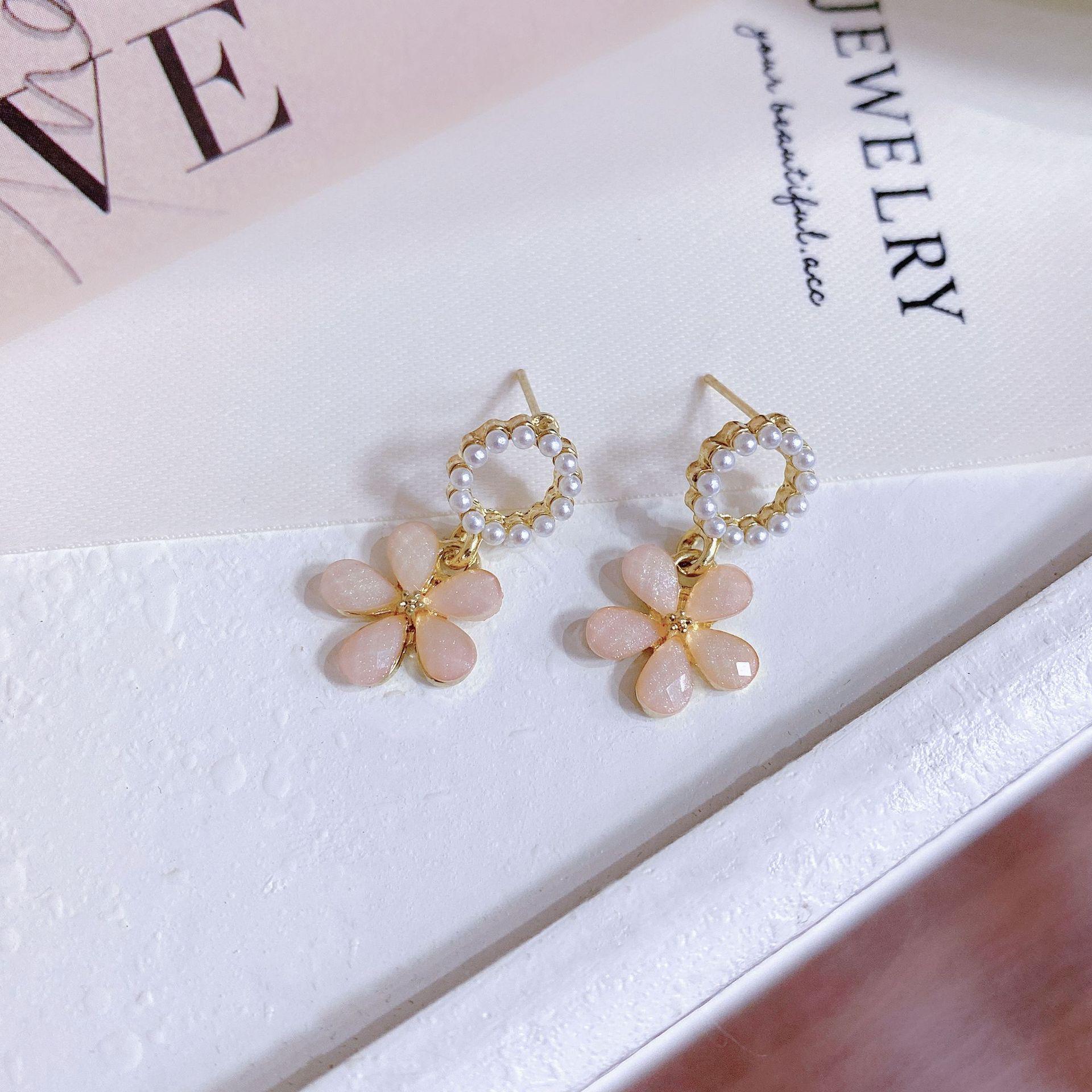 

Cherry Blossom Stud Earrings, Sparkling Pearls, Exquisite Drop Earrings, Sweet Balloon Dog, Girlish Heart Everyday Earrings