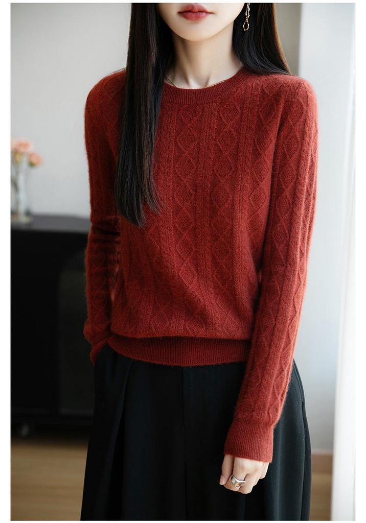 Australian Women's Retro Loose Wool Sweater - Diamond Cable Knit, Round Neck, 100% Pure Thick Wool, Autumn/Winter Collection