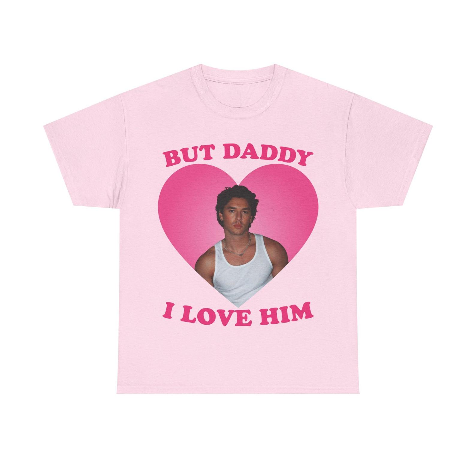 I love him Belmont Cameli pink hearT-Shirt M