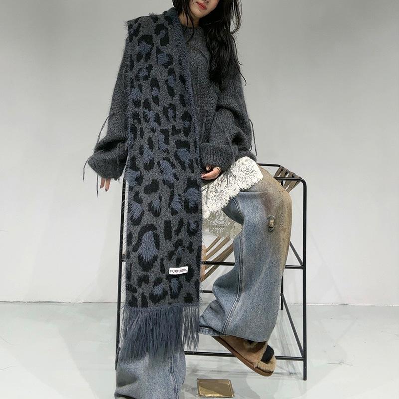 

Женский шерстяной шарф с леопардовым принтом, осенне-зимняя высококачественная кашемировая шаль, романтичный шарф в стиле Spice girl, утолщенный и теплый 26*180cm