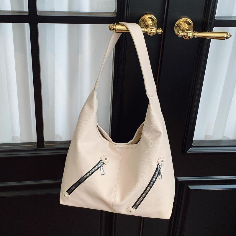 

Retro commuter tote bag women s large-capacity casual street trend shoulder messenger bag fashionable and lightweight underarm bag слонова кістка