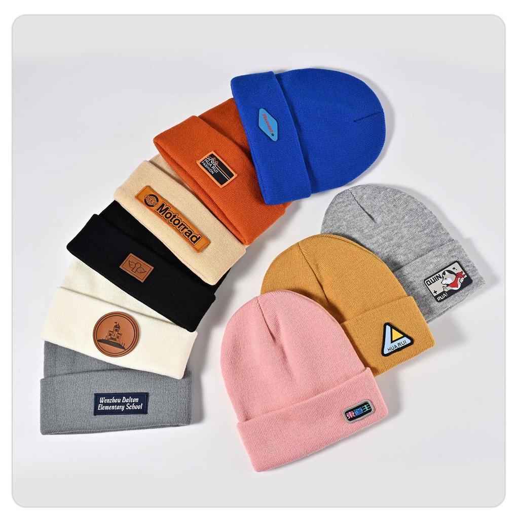Unisex Korean-Style Embroidered Wool Beanie for Autumn/Winter – Slimming Look, Ideal for Outdoor Activities
