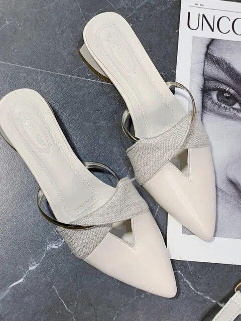 

Сандалии с острым носком. Женские летние тапочки на толстом каблуке. Женская верхняя одежда на низком каблуке. 40