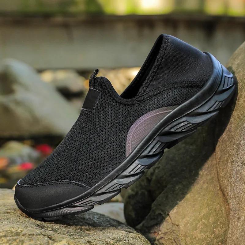 Summer Mesh Breathable Men's Shoes Lightweight Comfortable Soft Sole Loafers Outdoor Casual Sneakers for Men Zapatos De Hombre