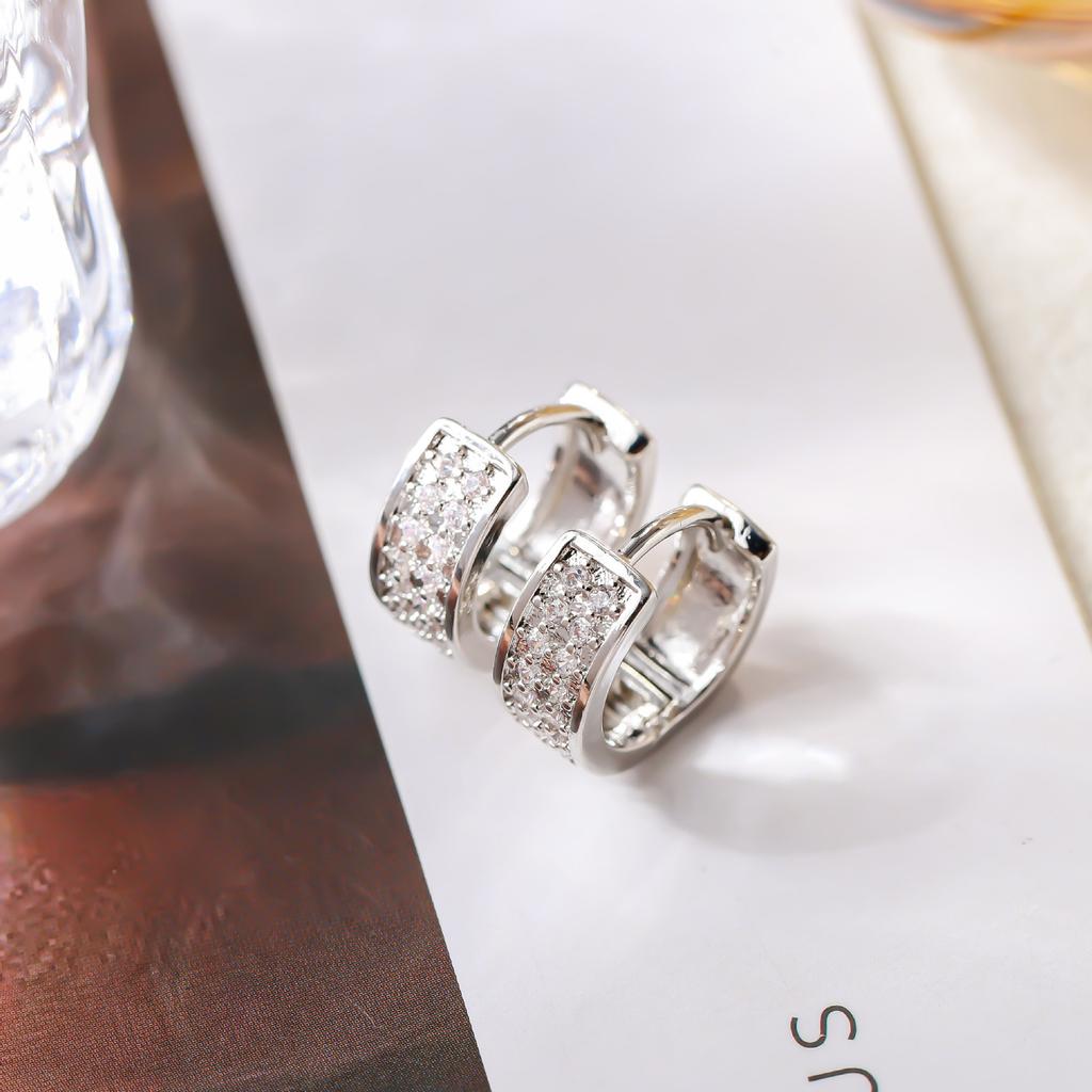 Three- Drill Light Luxury Earrings, Metal Ear Studs, Trendy Men And Women Earrings, Popular Accessories In Europe And The United States