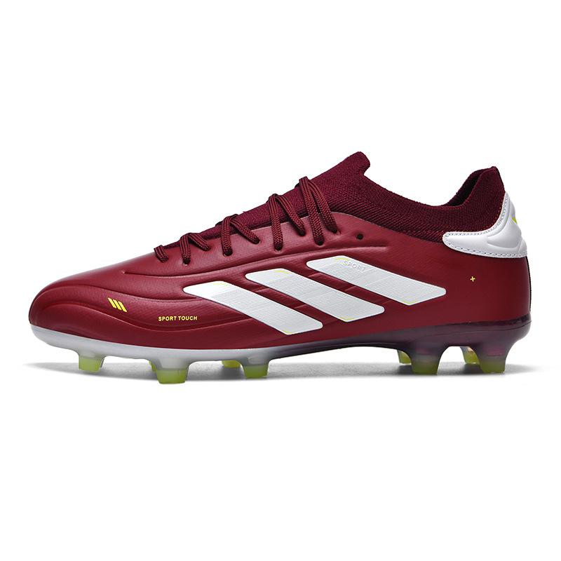 2025 New 2025 Seamless Fly-woven Football Shoes, Student Men's and Women's Low-top Spike Artificial Grass Sports Shoes