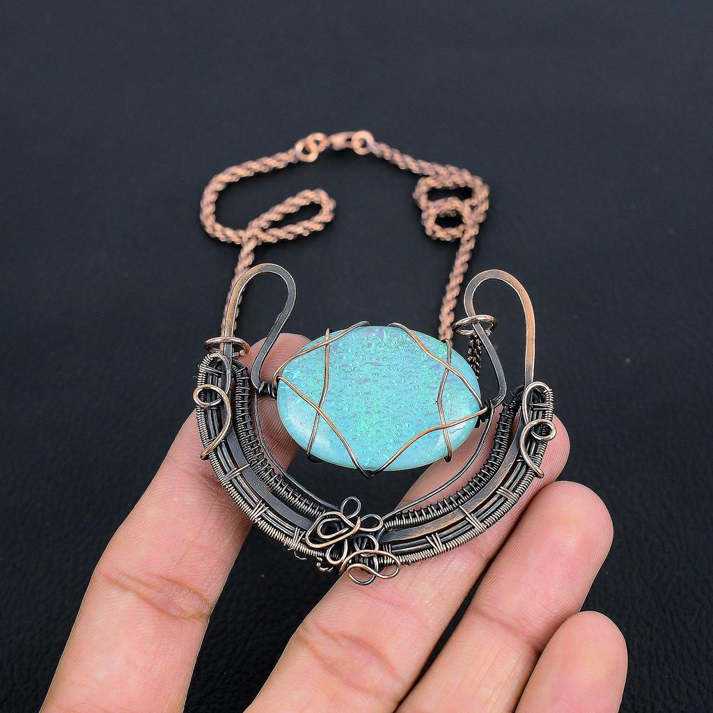 Blauer Australischer Opal Edelstein Handgemachte Kupferdraht Wickelschmuck Designer Halskette für Sie