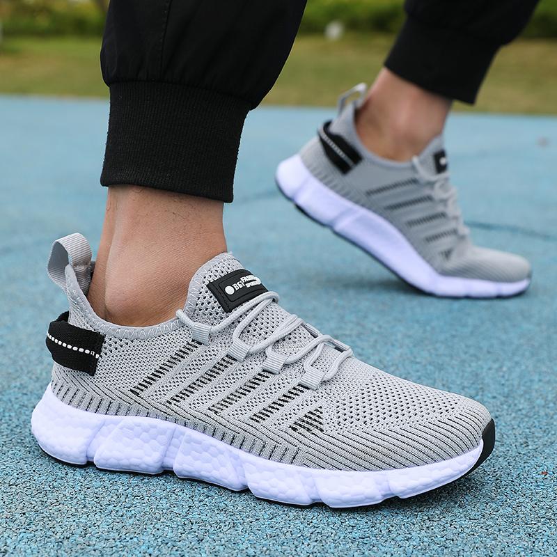 Lightweight Men'S Running Shoes Breathable Mesh Knitted Walking Shoes Summer New Outdoor Exercise Tenis Masculino Sneakers Men