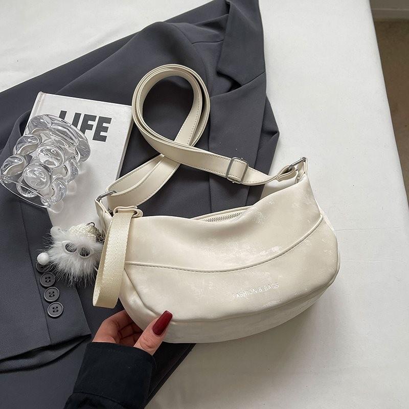 Chic Spring Summer Designer Dumpling Shoulder Bag For Women With Soft Material