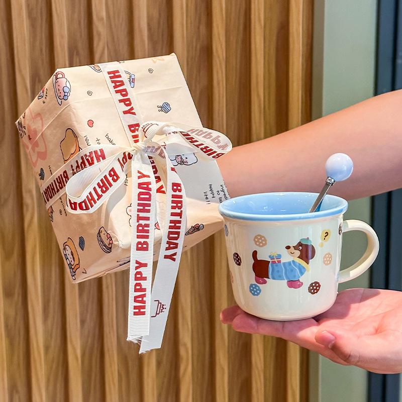 Cute couple pair of cups, a pair of ceramic mugs, household water glasses, wedding gifts, souvenirs