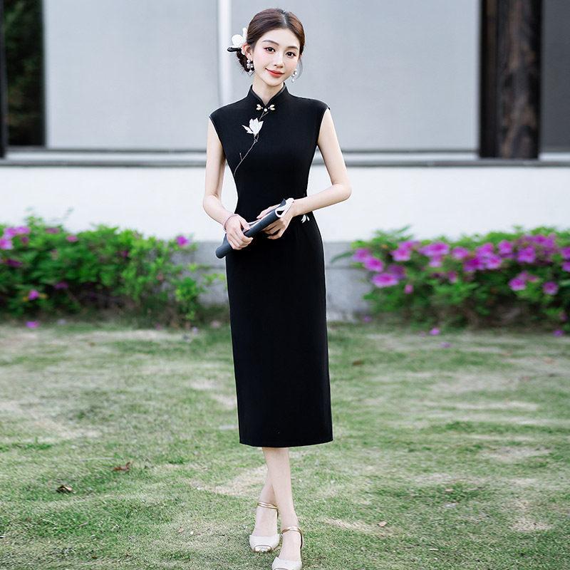 Embroidery black sleeveless national style new Chinese style Suzhou long cheongsam improved young 1011 new women's high sense