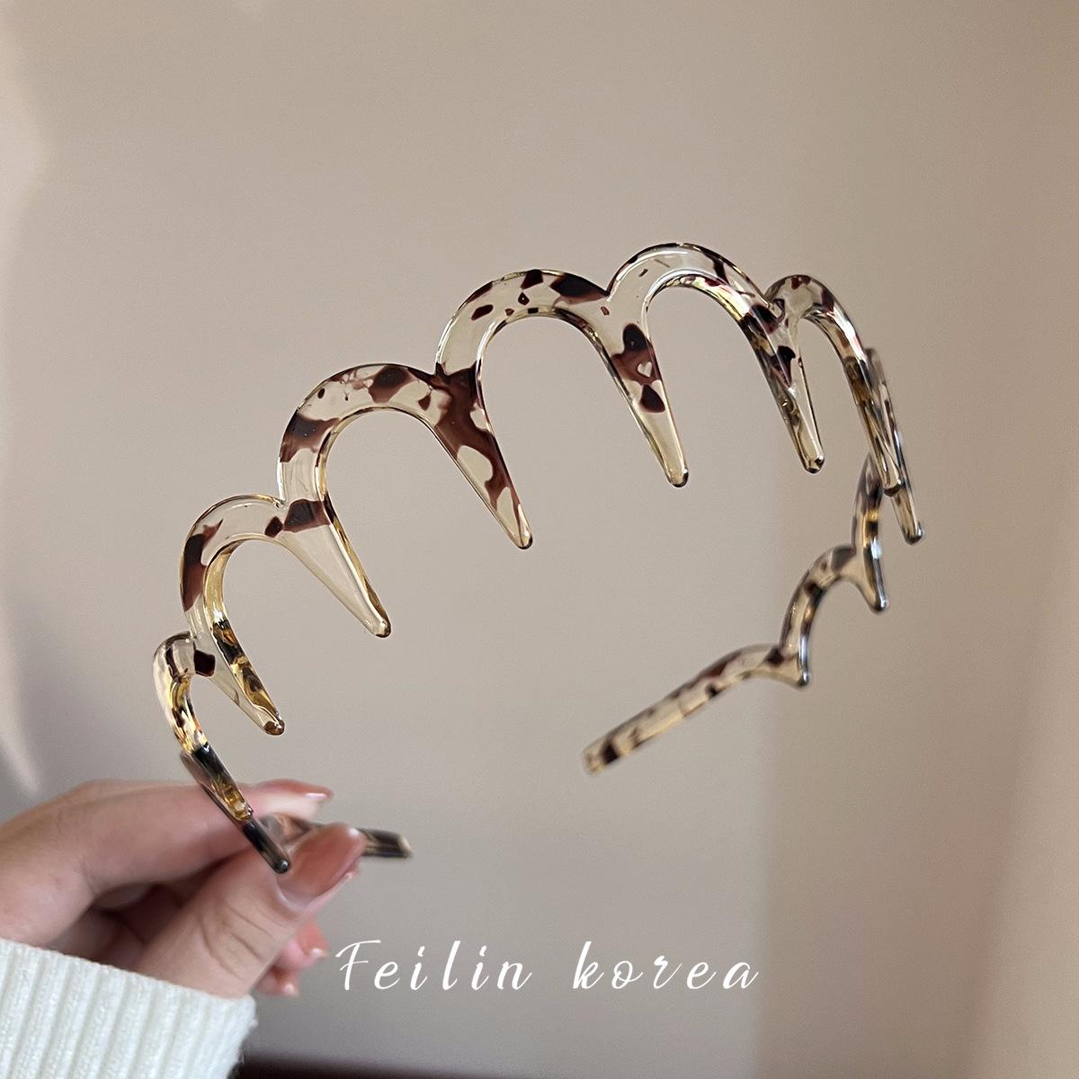 

2024 Двойная резинка для волос с зубцами: Стильная волнистая повязка на голову для женщин — идеально подходит для прогулок и умывания лица.